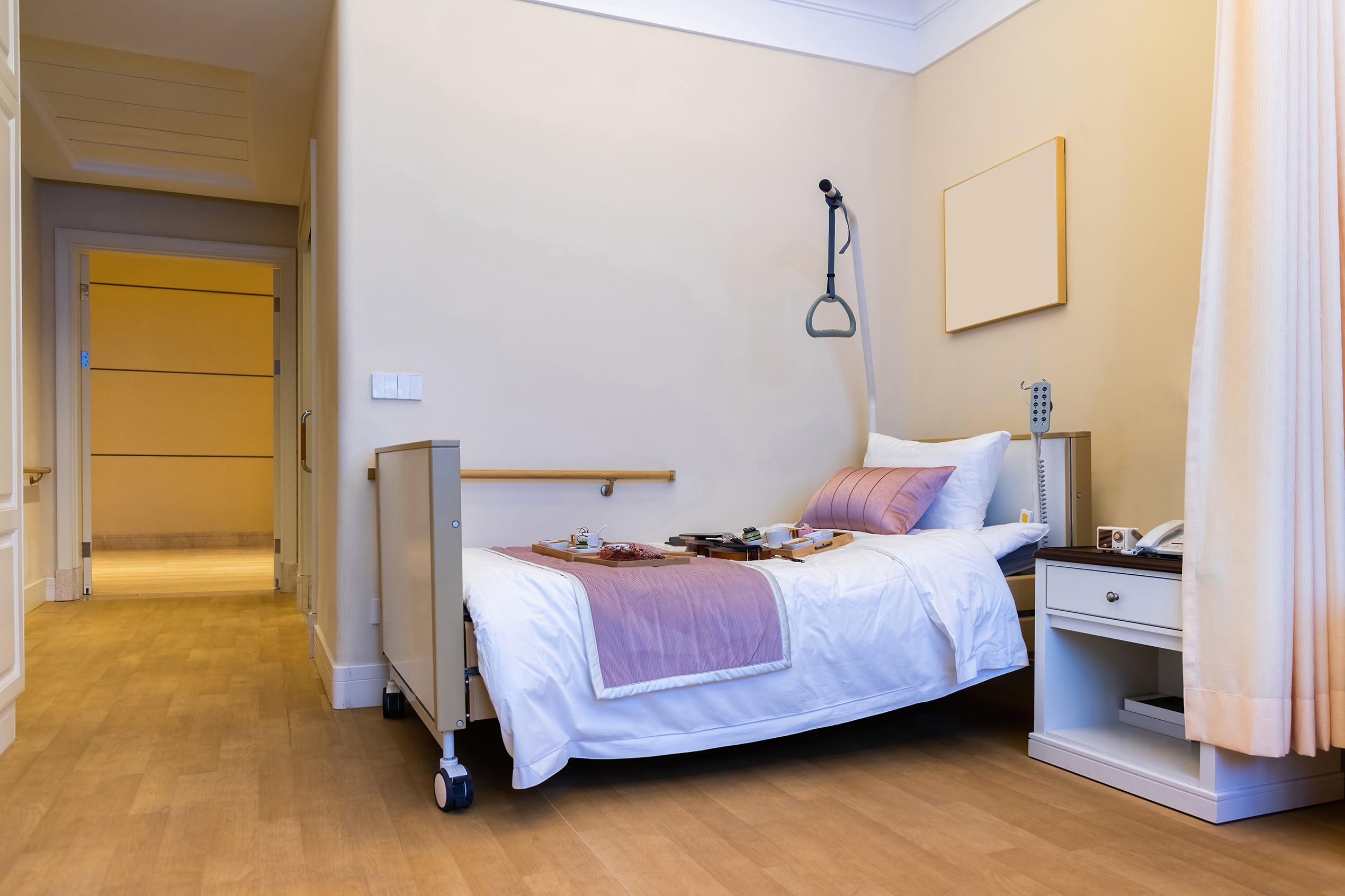 Zimmer in einem Pflegeheim Zimmer in einem Pflegeheim